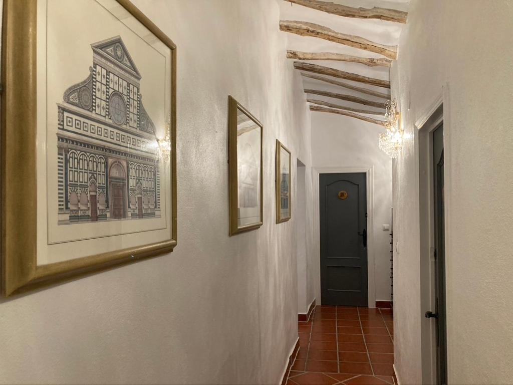 לינה וארוחת בוקר Caniles Casa Lucia מראה חיצוני תמונה