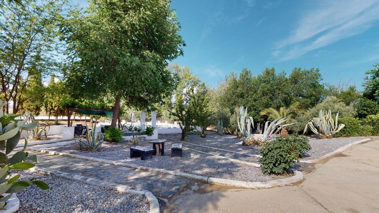 לינה וארוחת בוקר Caniles Casa Lucia מראה חיצוני תמונה